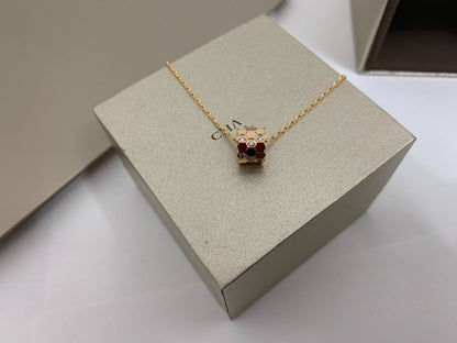 [kincade]BEE LOVE DIAMOND NECKLACE