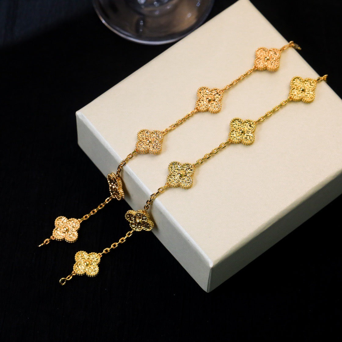 [kincade]CLOVER 5 MOTIFS BRONZING BRACELET