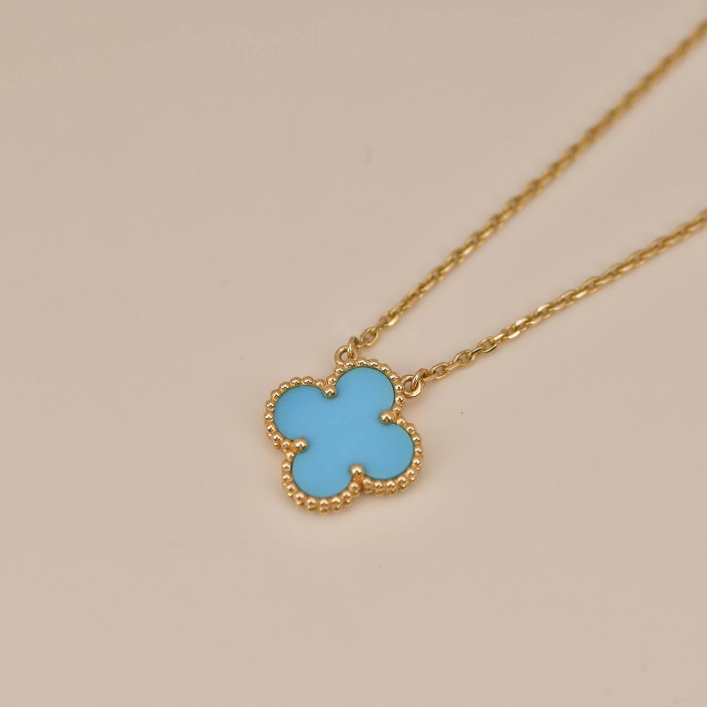 [kincade]CLOVER 15MM VINTAGE TURQUOISE NECKLACE