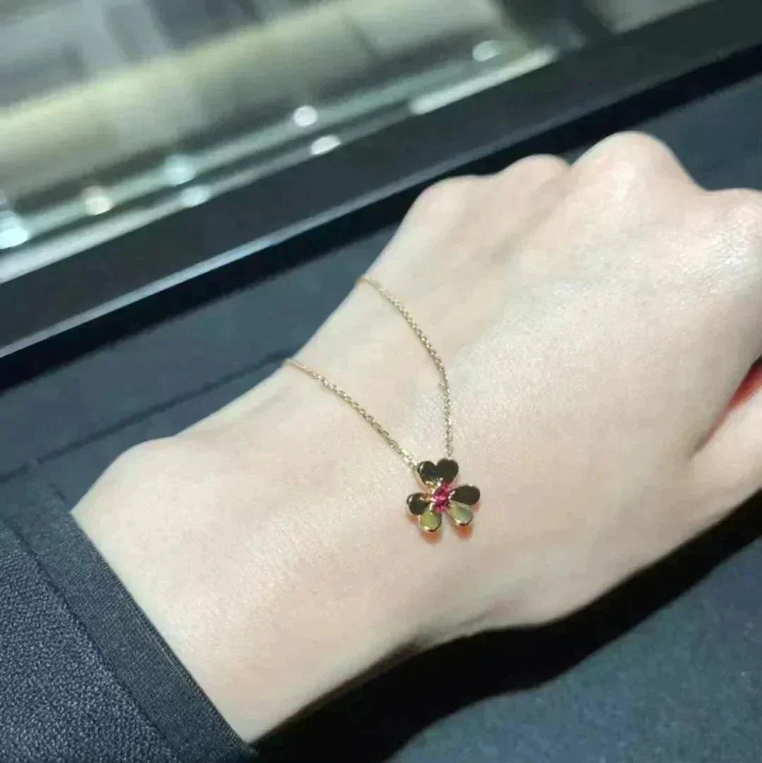 [kincade]FRIVOLE GOLD FLOWER NECKLACE