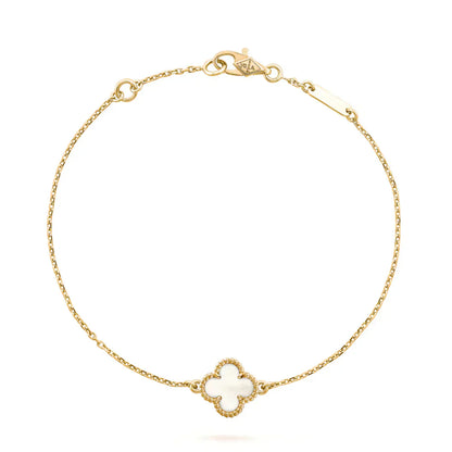 [kincade]CLOVER WHITE MOP SINGLE FLOWER BRACELET