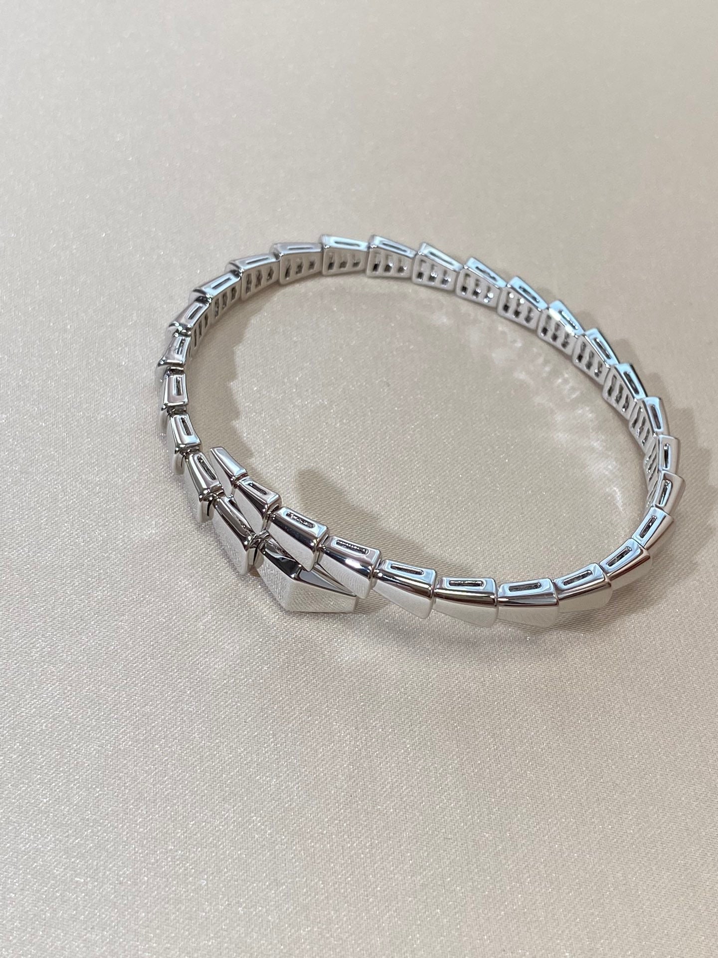 [kincade]SERPENTI VIPER SILVER BRACELET