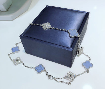 [kincade]CLOVER 10 MOTIFS CHALCEDONY DIAMONDS SILVER NECKLACE