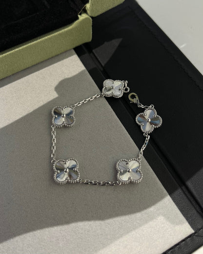 [kincade]CLOVER SILVER 5 MOTIFS BRACELET